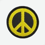 Patch Bordado Símbolo da Paz, Emblema Circular Amarelo e Preto