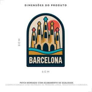 Dimensões do patch bordado Barcelona: 6 cm de largura por 8 cm de altura